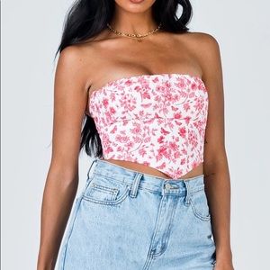 Juliette Bustier Top